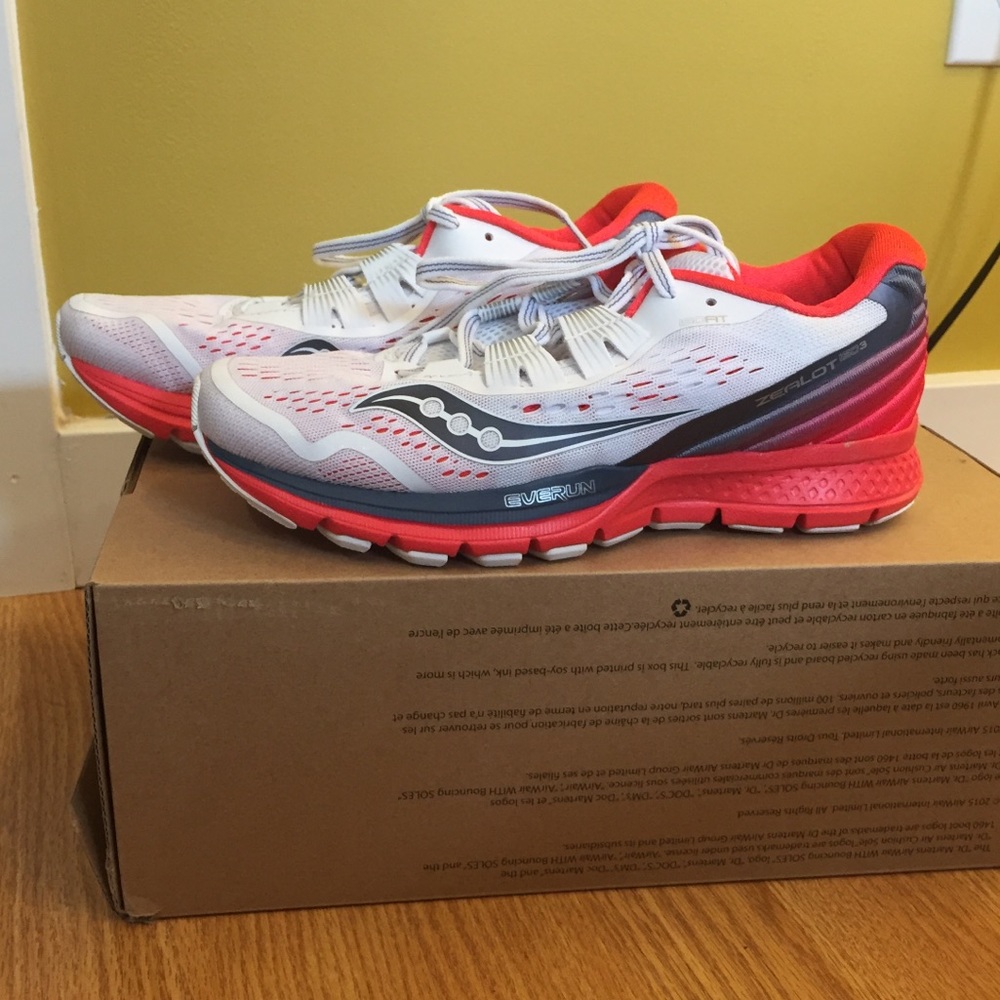 Saucony Zeolot ISO 3, women’s size 7.5